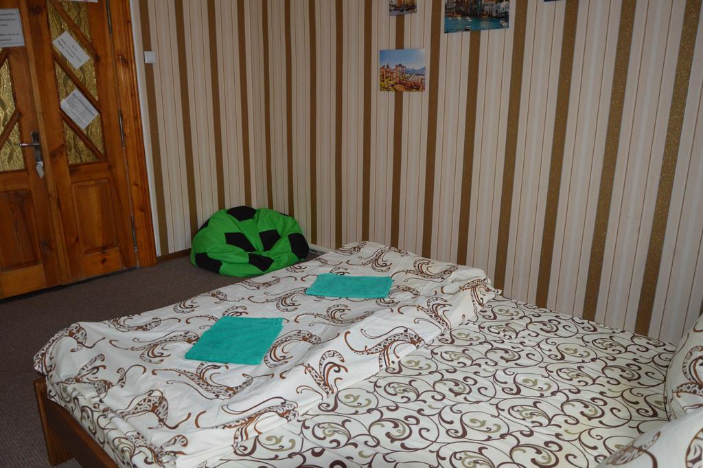 Lviv Lucky Hostel Eksteriør bilde