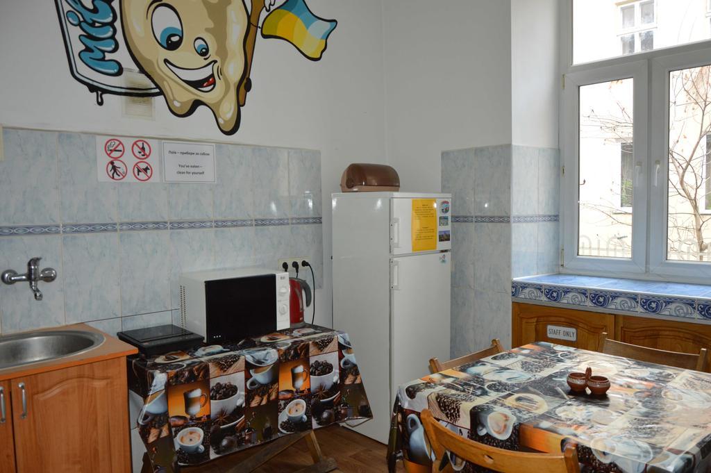 Lviv Lucky Hostel Eksteriør bilde